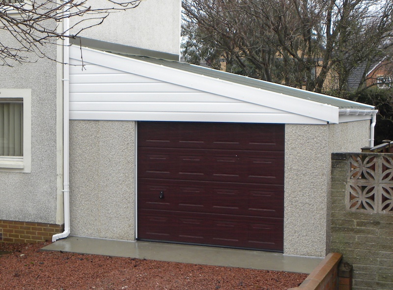 Attached Garage with Insulated Roof